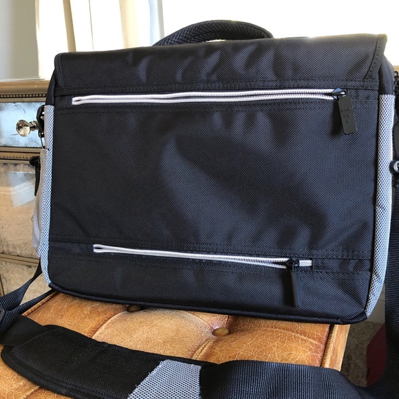 ECO STYLE Messenger Bag - Picture 10 of 12